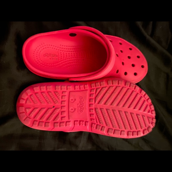 CROCS Shoes - Hot pink crocs